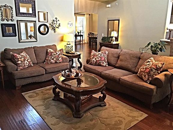 4th image of 9013 Riverchase Dr