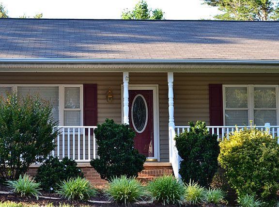 2nd image of 185 Foxberry Ln