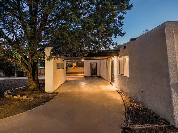3rd image of 2301 Valle Del Sol Ct SW