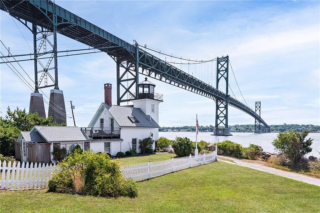 7 Old Ferry Rd, Bristol, RI 02809 Zillow