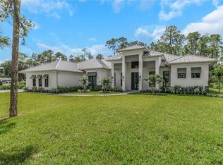 5174 Sycamore DR, NAPLES, FL 34119