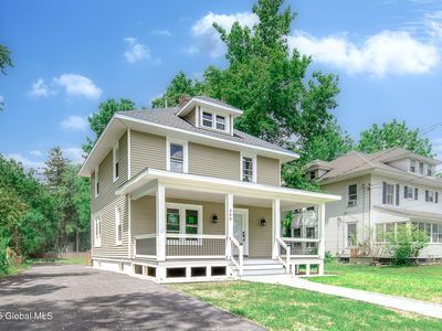499 Kenwood Avenue, Delmar, NY, 12054