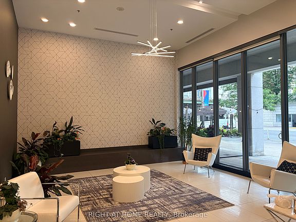 2nd image of 25 Lower Simcoe St #1208