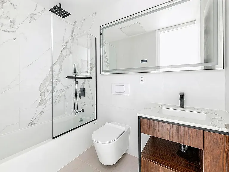 1110 Madison St #4B — Photo 7