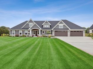 7880 Cress View Ln, Prior Lake, MN 55372