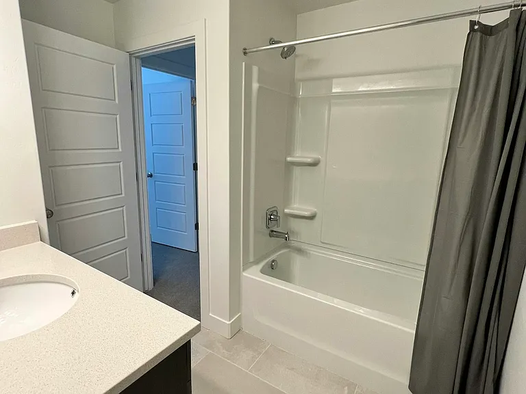 2025 S Sawmill Blvd — Photo 44