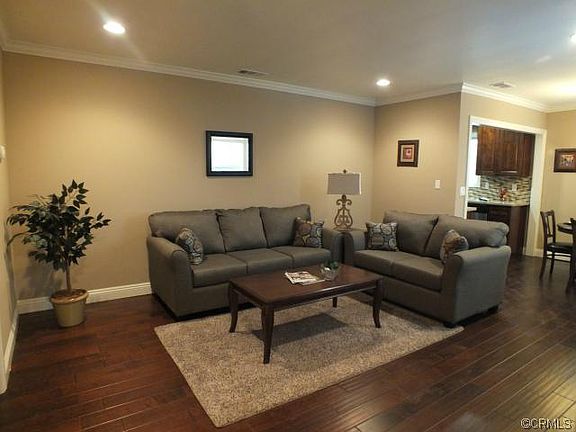 4th image of 5646 Snowden Ave
