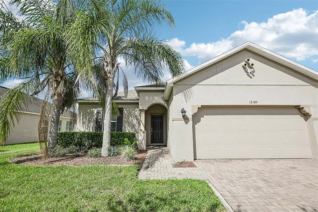 4 bed, 3.0 bath, 2786 sqft, $3,490 — Photo 4
