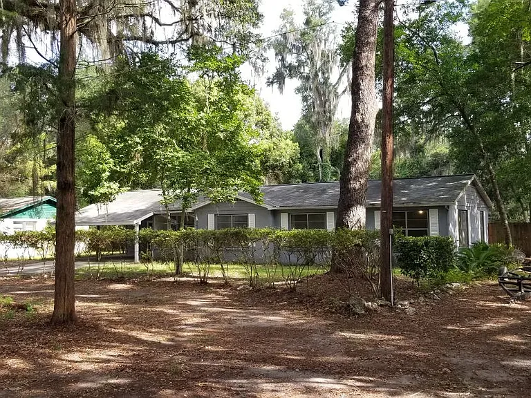 1016 NW 12th Ave — Photo 2