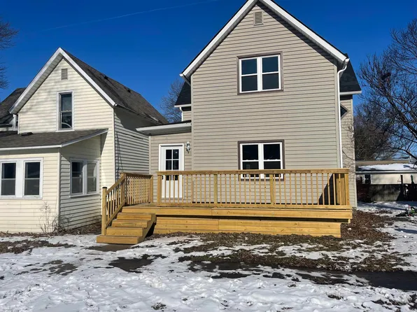 402 E King St, Garrett, IN 46738