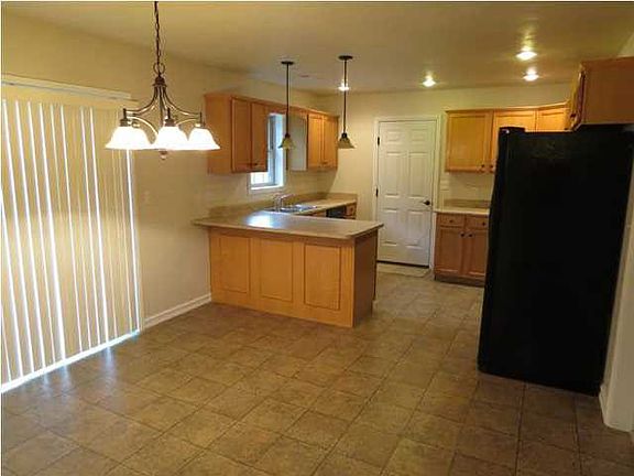 5th image of 4309 N Bart Ln