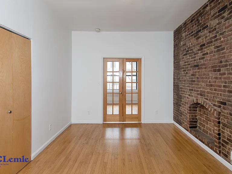 206 E 25th St #3FE — Photo 3