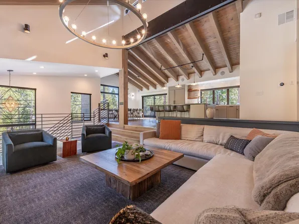 5581 N Lake Blvd, Carnelian Bay, CA 96140