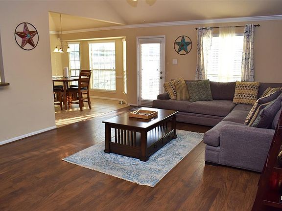 5th image of 122 Long Canyon Ln