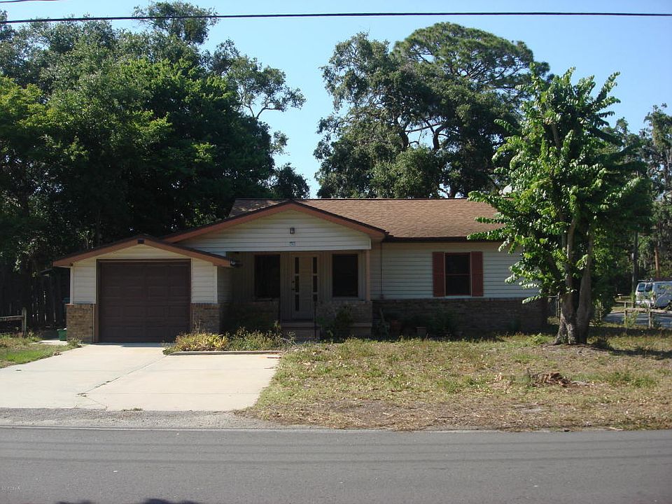 1st image of 142 Flomich St