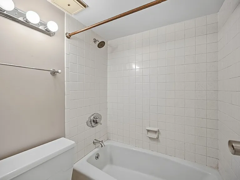400 S Lafayette St #702 — Photo 20