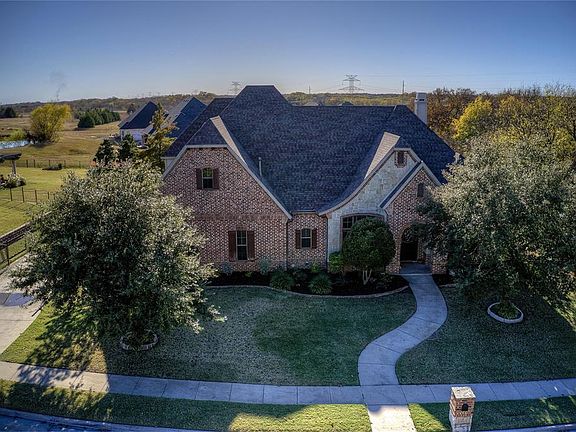 4th image of 2 Raven Cir