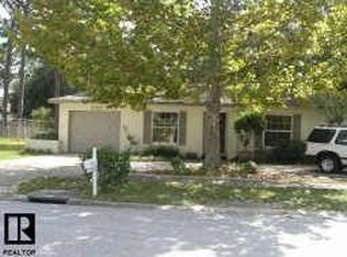 8621 Bridlewood Way, Seminole, FL 33777
