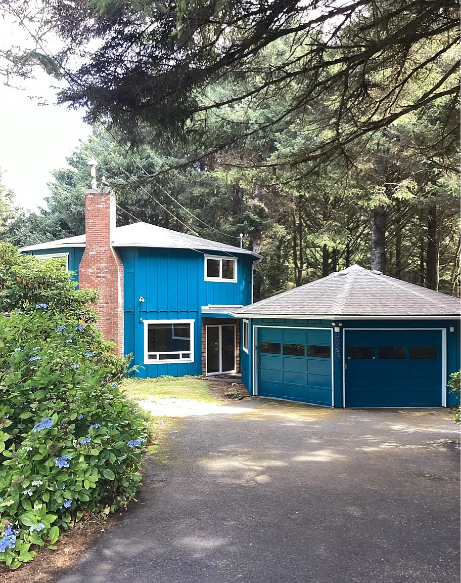 6989 Southwest Surfland Street - 1 — Photo 1