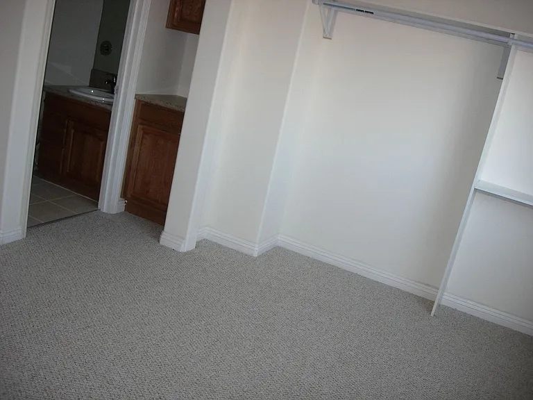 3336 Bagley Ave — Photo 23