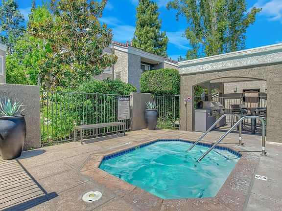 Apartments with Pool at 1750 on First Apartments, CA, 93065