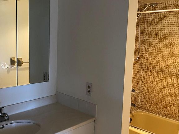 4th image of 250 180th Dr APT 511
