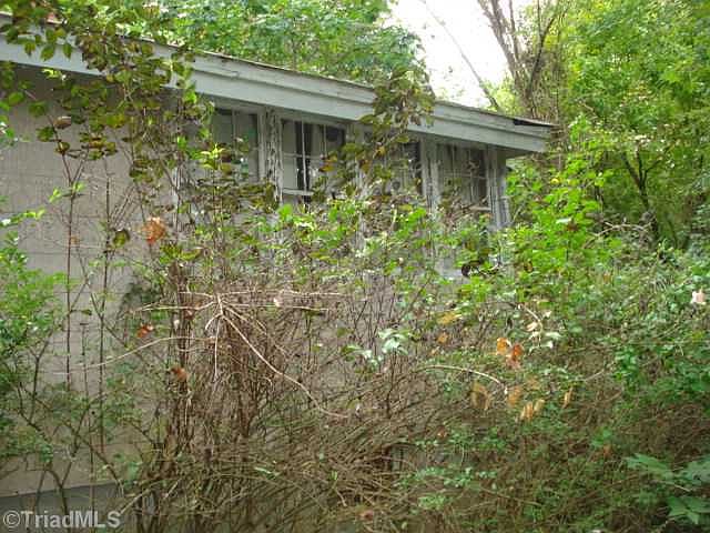2nd image of 1462 Rankin Mill Rd