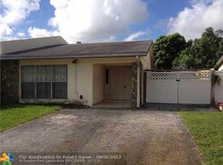 6172 SW 4th St, Pompano Beach, FL 33068