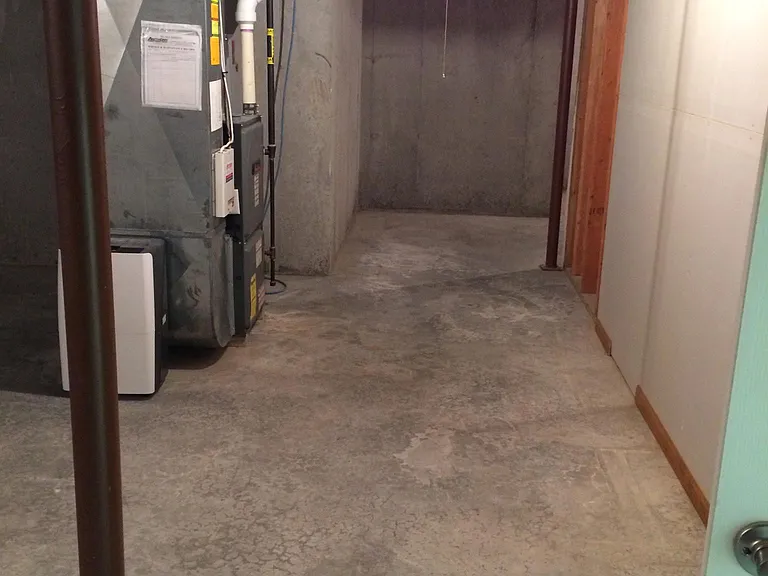 1200 NE Franklin Dr — Photo 33