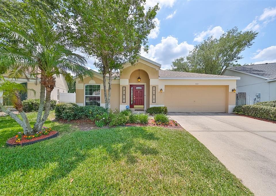 1st image of 909 Summer Breeze Dr