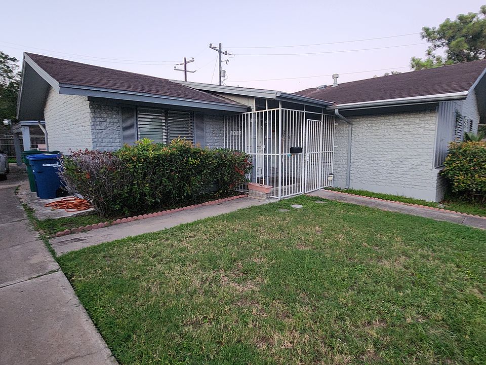 1st image of 4042 Bahama Dr