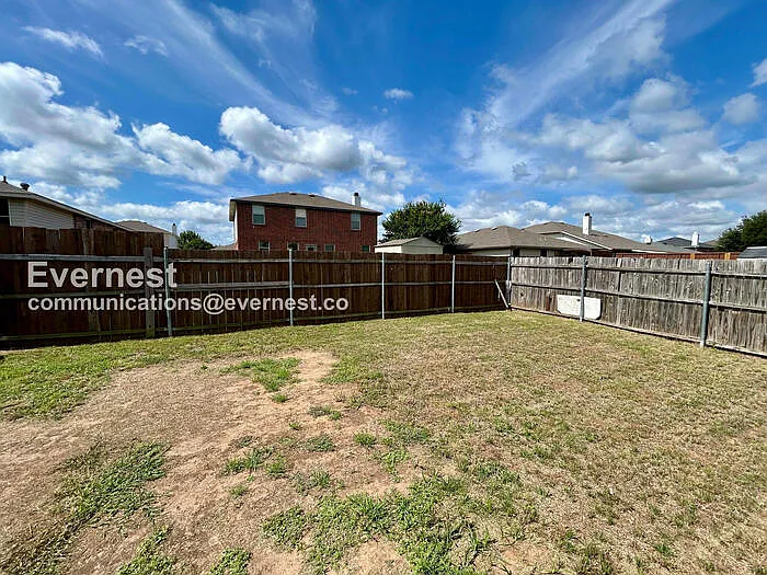 3422 Lipizzan Dr — Photo 23