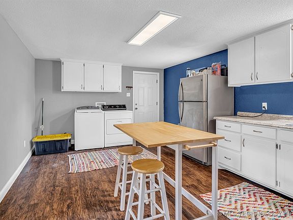5th image of 616 W Louisiana St