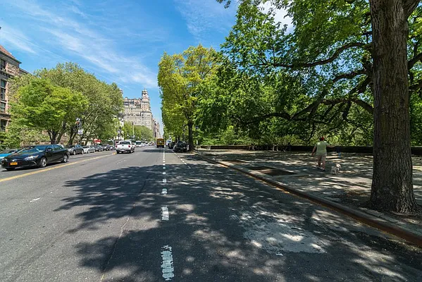 Rented by Sky Management | media 84