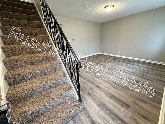 3rd image of 1822 Tuttle Ave