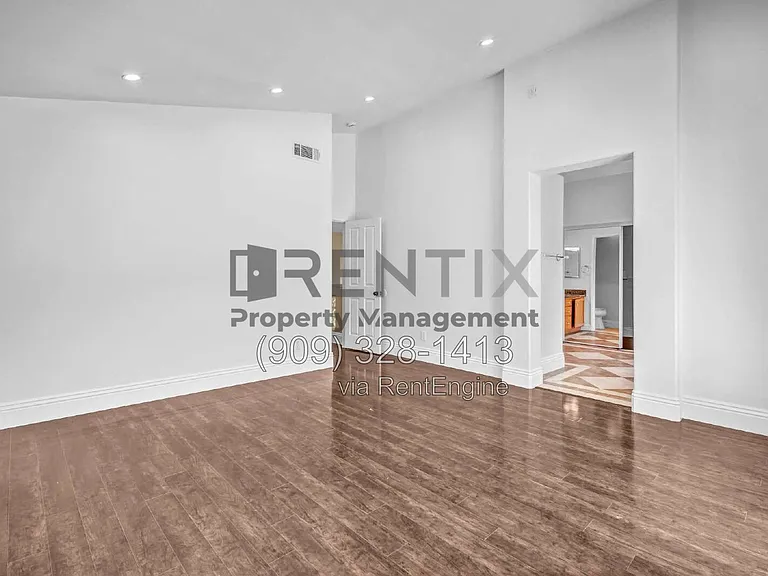 6694 Cowboy St — Photo 25