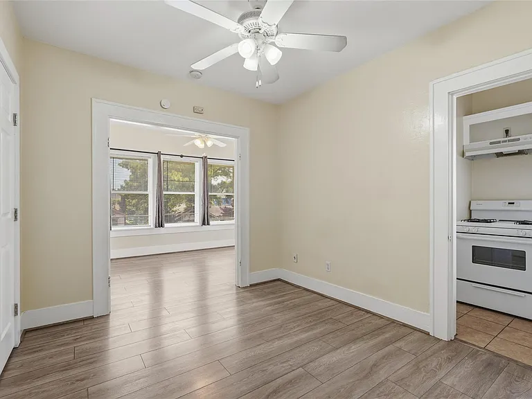 4201 Woodleigh St #3 — Photo 5