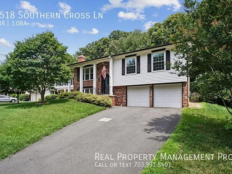 9518 Southern Cross Ln — Photo 2