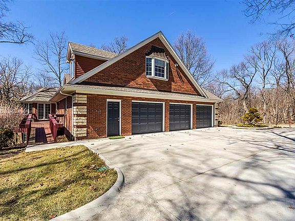 2nd image of 28 Wildwood Dr