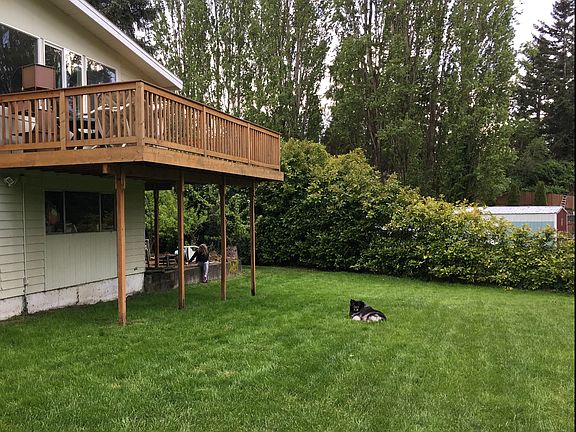 Fully Fenced Back Yard