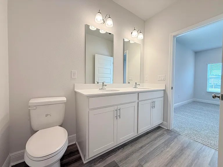 8090 Fox Hunt Dr — Photo 21