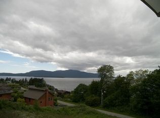 2566 Taft Dr, Lummi Island, WA 98262