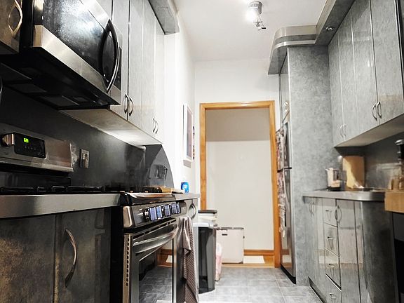 5th image of 8701 Shore Rd #3