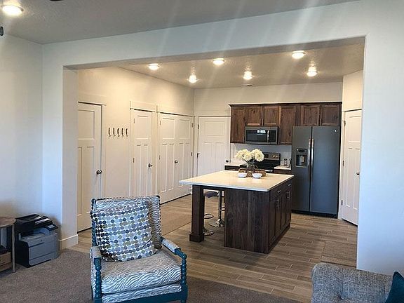 Oversized Kitchen Island