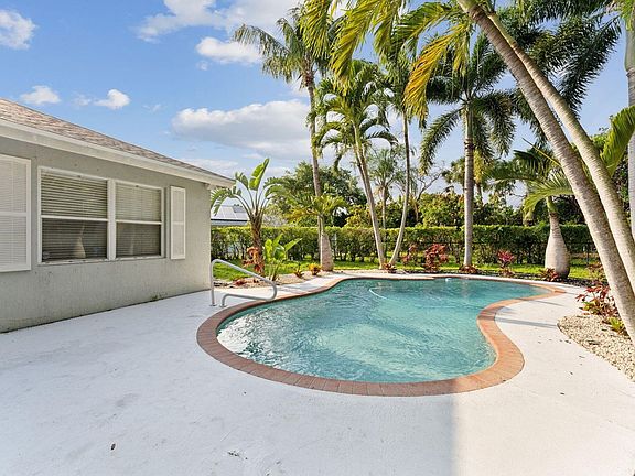 3rd image of 701 Key West St #701