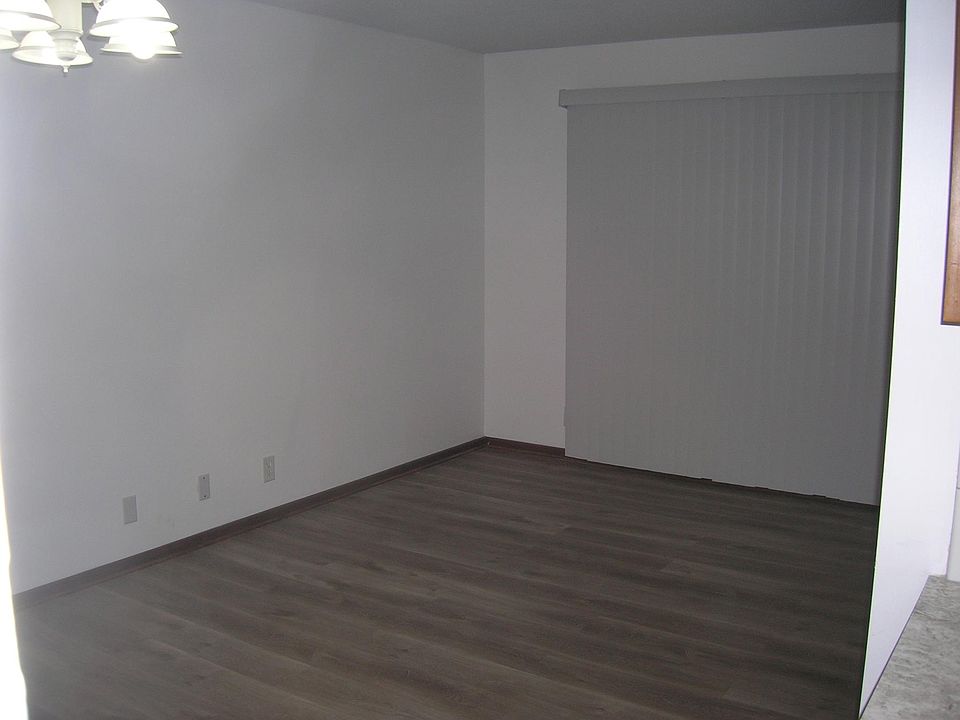 2nd image of 2412 N Severance St