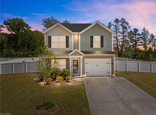 385 Olivia Ct, Lexington, NC 27292