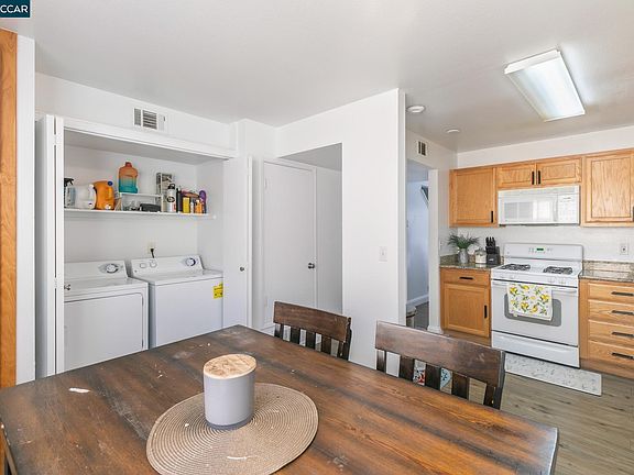 4th image of 1366 Callen St APT B
