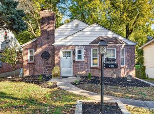 715 E Jackson Rd, Saint Louis, MO 63119