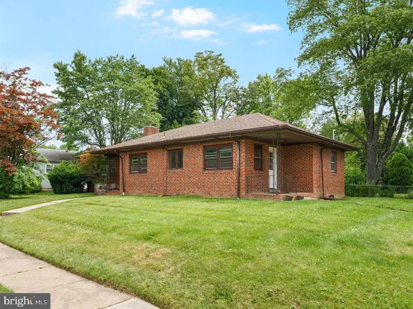 182 Louisiana Ave, Ewing, NJ 08638